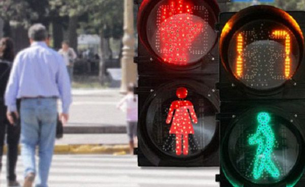 OTRA ESQUINA CON SEMÁFOROS EN ROCHA…SOLUCIÓN PARA UN COMPLICADO CRUCE