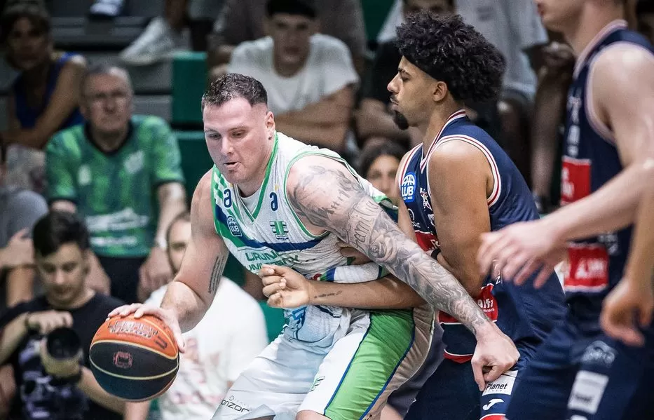 Imagen de Básquet: ganaron Urunday Universitario, Goes y Cordón por el Reclasificatorio de la LUB